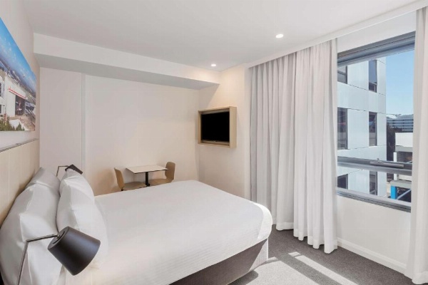 Travelodge Hotel Sydney Airport image 12