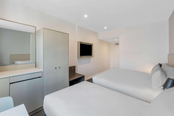 Travelodge Hotel Sydney Airport image 18